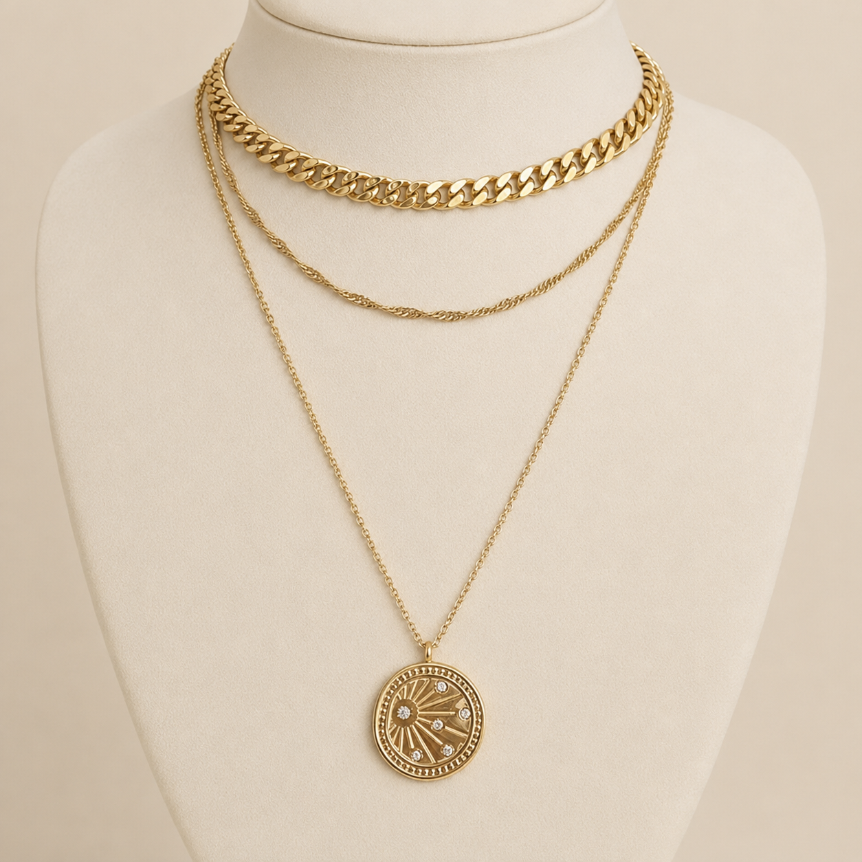 Nya — Collier trois rangs étoilé – OZ’anges