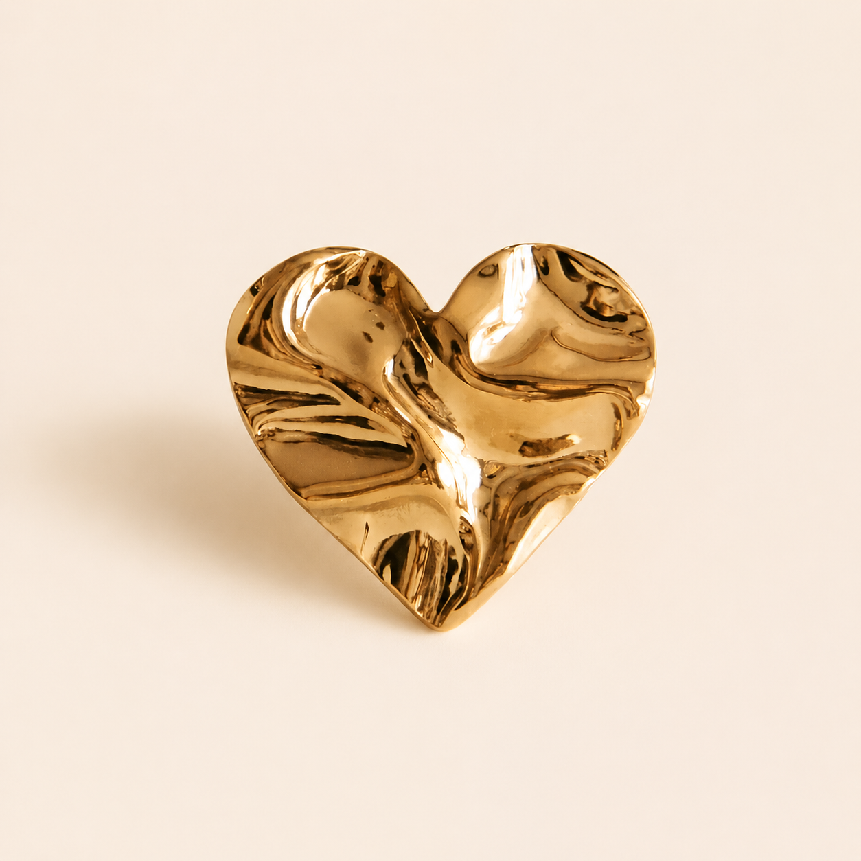 Samara — Bague cœur martelé dorée – OZ’anges